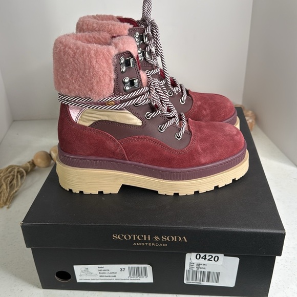 SCOTCH & SODA Made In Portugal Suede Cozy Hiker Boots burgundy Euro/37/ 6.5/7 - Picture 14 of 14